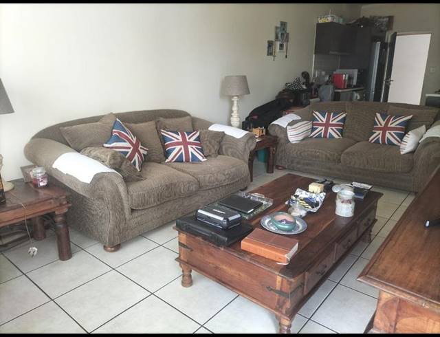 2 BEDROOM TOWNHOUSE FOR SALE IN GREENSTONE HILL